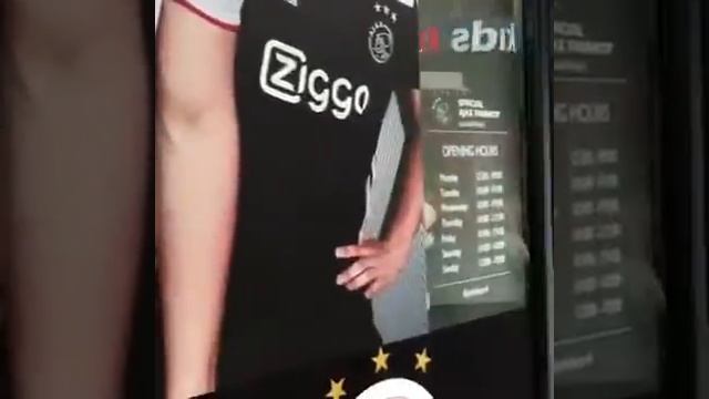 Ajax Shop Kalverstraat Amsterdam 20 juli 2018 смотреть онлайн