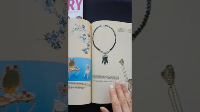 Винтажная бижутерия. Каталоги и прайс гиды. Продам. смотреть онлайн
