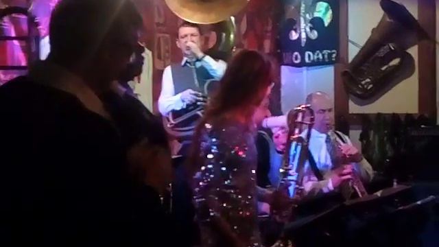 Trombon show International смотреть онлайн