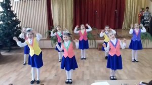 Круглая песенка. Ансамбль  Радуга