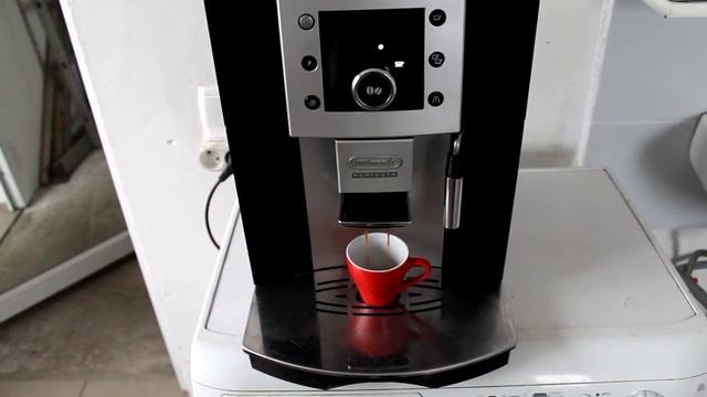 DeLonghi ESAM 5400 Perfecta смотреть онлайн