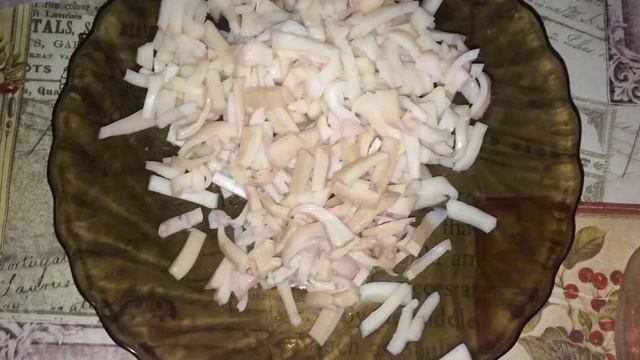 Салат из кальмаров с грибами. Быстро и вкусно. Праздничное меню. смотреть онлайн