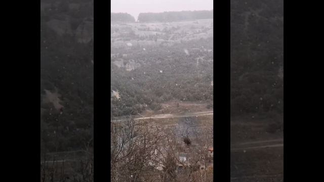 Бахчисарай. 08.01.2023.Снег идёт. смотреть онлайн