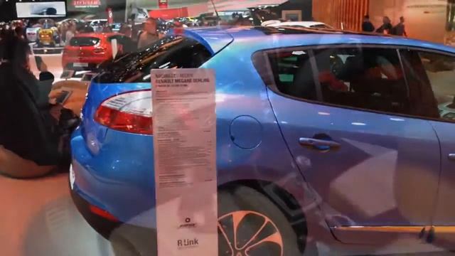 Hyundai i30 2014 vs Renault Megane 2014 смотреть онлайн