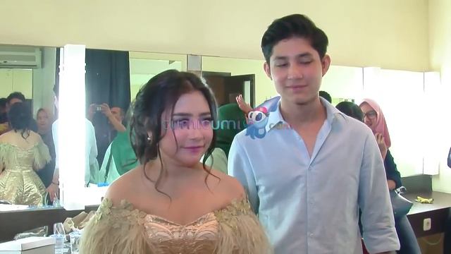 Digodain Verrell Bramasta, Prilly dan Teuku Rassya Salah Tingkah - Cumicam 25 Agustus 2017 смотреть онлайн