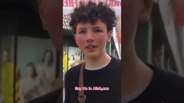 Христианин ЧИТАЕТ КОРАН наизусть! | Пусть Аллах наставит его на путь истины! Амин! смотреть онлайн