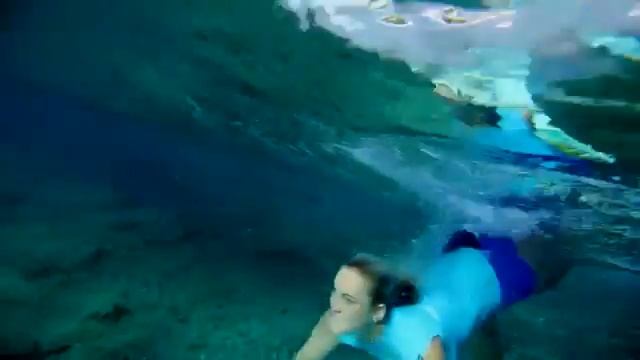 круто)))самое клёвое видео!!!тоже так хочу..... смотреть онлайн