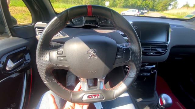 PEUGEOT 208 GTI BPS 208 CV FULL TUBE !! 🔥🔥 MEILLEURE QU'UNE CLIO RS ?! ⚠️ смотреть онлайн