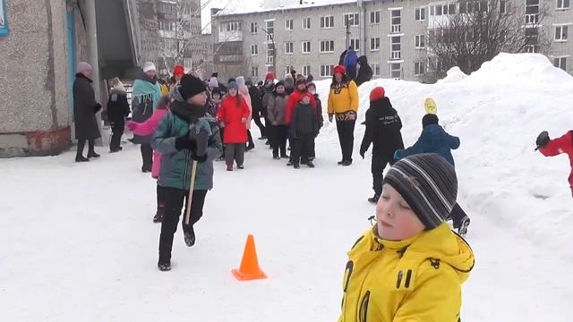 Масленичная неделя подходит к завершению. Детвора в гимназии №2 повеселилась на славу! смотреть онлайн