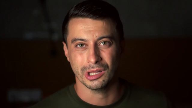 Красивые стихи о любви сильных девушек | Ты большая в любви. Ты смелая. | Евгений Евтушенко смотреть онлайн