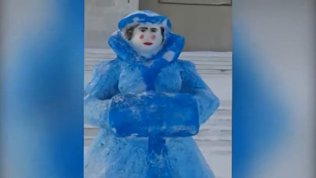 Пышногурудая возрастная снегурочка смотреть онлайн