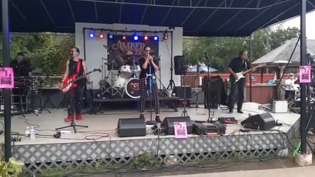 Amber Rose And The Renegades-Hard To Handle At The Last Resort Smithfield RI смотреть онлайн