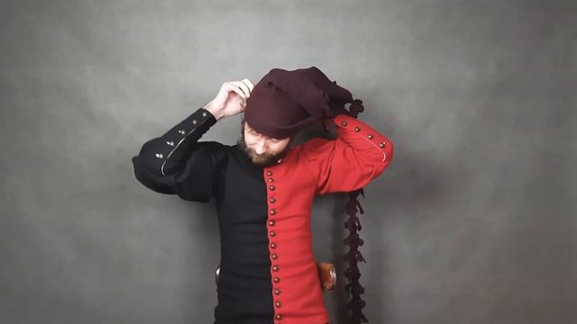 СРЕДНЕВЕКОВЫЕ КАПЮШОНЫ и их модификации [Исторические причёски и головные уборы] смотреть онлайн