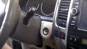 Ремонт замка зажигания тойота прадо 120  т 8-925-507-33-09 ч.1 как снять пластик