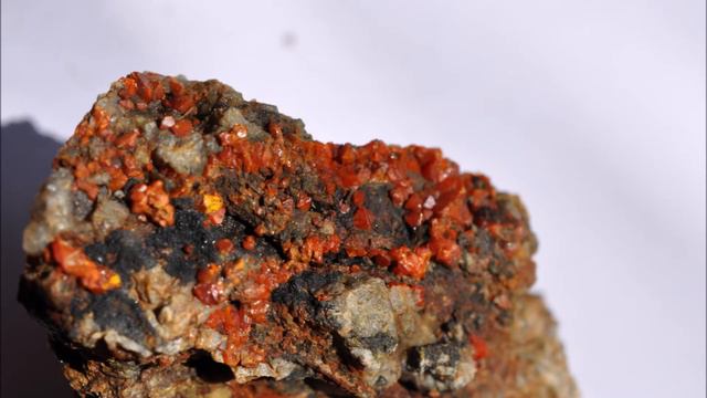 КРОКОИТ ПЕРВОМАЙСКО ЗВЕРЕВСКОГО МЕСТОРОЖДЕНИЯ смотреть онлайн