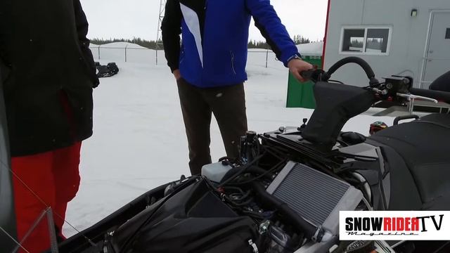 SnowRider TV - 2018 Yamaha Viking Professional II EPS смотреть онлайн