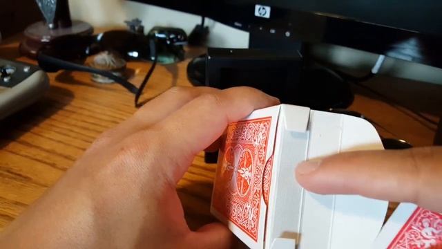 Vanishing Deck of Cards: Magic Review and Tutorial смотреть онлайн