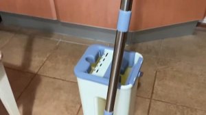 Швабра с отжимом и ведром 6 литров, салфетка из микрофибры в подарок