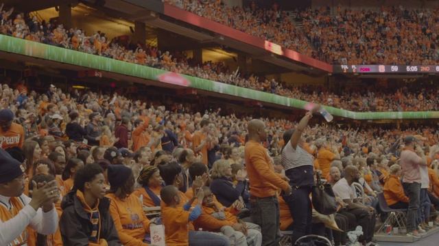 SU’s Stand and Clap: A Nissan Fan-Fueled Tradition смотреть онлайн