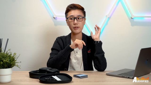 Sennheiser Momentum 4 Review: WOW! [ANC + SOUND + MIC TEST] смотреть онлайн