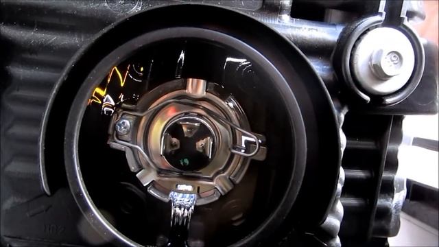 DIY H4 Headlight bulb replacement -DiyCarModz смотреть онлайн