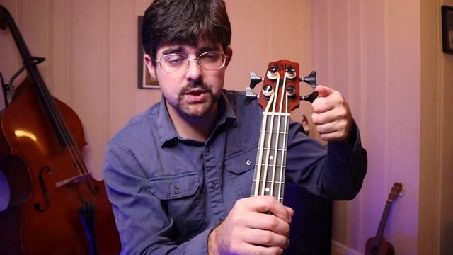Parts of the Bass Ukulele - Bass Uke Mini Course Part 1 смотреть онлайн