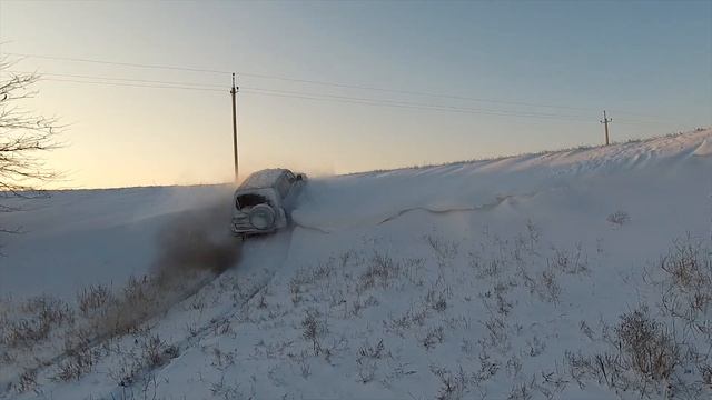 ОБЕЗУМЕВШИЕ водители НИВА,УАЗ и ПАДЖЕРО против СНЕГА на OFFROAD!КРЫМ ЗАМЕЛО! смотреть онлайн