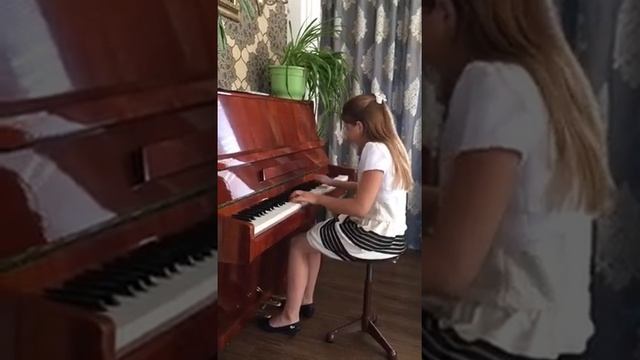 Рыжкова Екатерина Александровна. Дегтярева Валерия. Полька-галоп. смотреть онлайн
