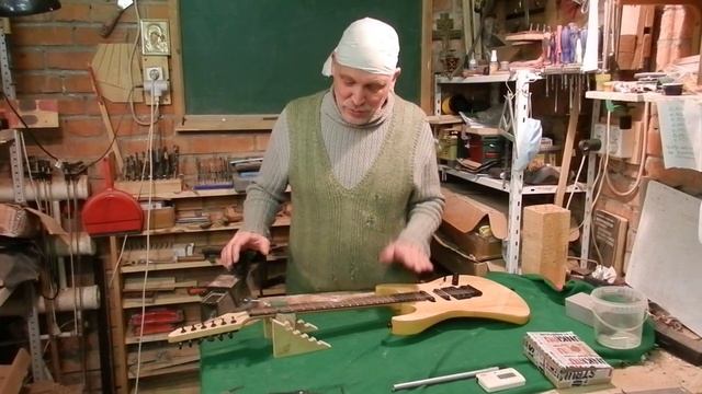 Отстройка электрогитары с тремоло, анкер, мензура, высота струн. смотреть онлайн