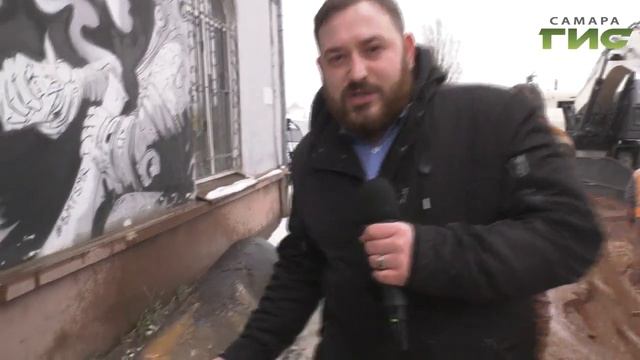 Гейзер на Печерской. Старая теплотрасса дала о себе знать смотреть онлайн