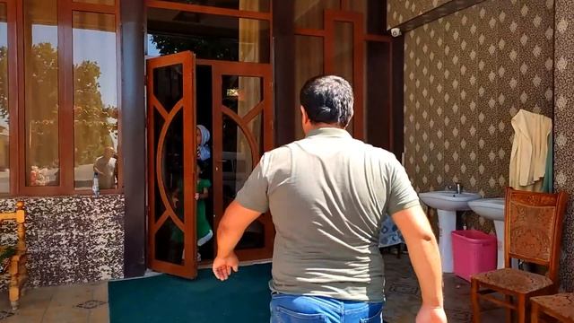 Узбекистан. Кува. Приехали к бабушке в МАХАЛЛЮ. Ей 91 год. Заглянули на узбекскую свадьбу. смотреть онлайн