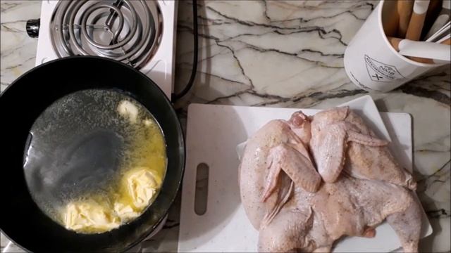 Жареный цыплёнок с ароматным острым соусом с кавказскими травами и чесноком смотреть онлайн