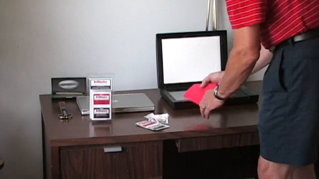 How to clean your flatbed scanner with a Brillianize Instant Detailer смотреть онлайн