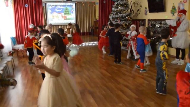 С новым годом! 9 группа смотреть онлайн