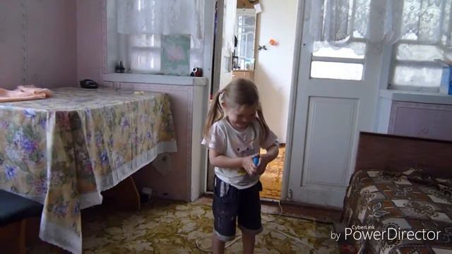 Лопнул шарик неожиданно смотреть онлайн
