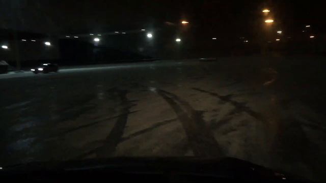 Лада гранта / Дрифт на переднем приводе / Обучение как вальнуть боком :] смотреть онлайн