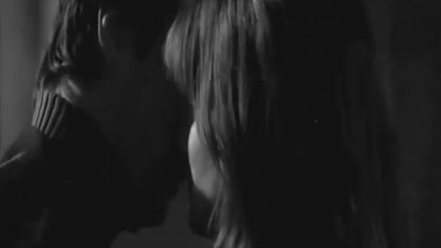Keanu Reeves and Sandra Bullock Dancing смотреть онлайн