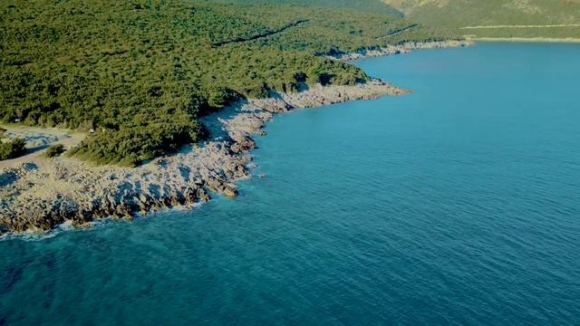 Черногория, пляж Плоче. Начало зимы 2017 года. смотреть онлайн