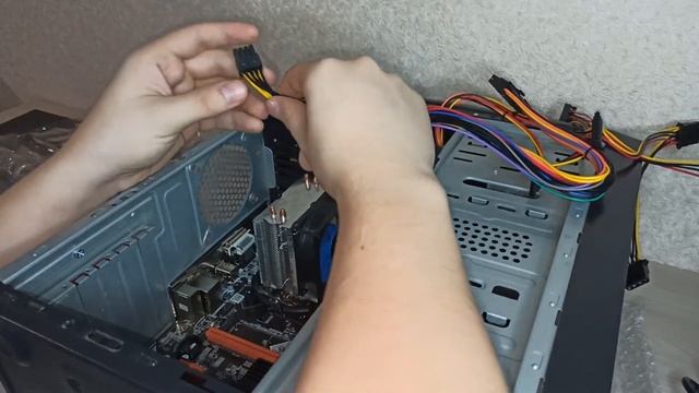 Бюджетная полу-игровая сборка ПК на 1155 сокете! смотреть онлайн