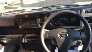 Дешевый японский минигрузовик Daihatsu Hijet Truck, цены, оснащение, характеристики