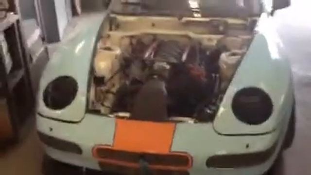 Porsche V8 race car смотреть онлайн