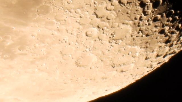 Nikon P1000 4K - Maximum Zoom Range Test (MOON 384,400KM / 238,855 Miles) смотреть онлайн