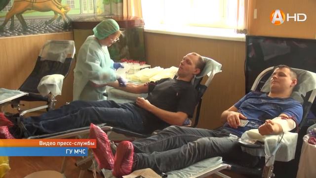 «Я донор!» сотрудники МЧС спасают земляков в беде и выручают сдавая кровь смотреть онлайн