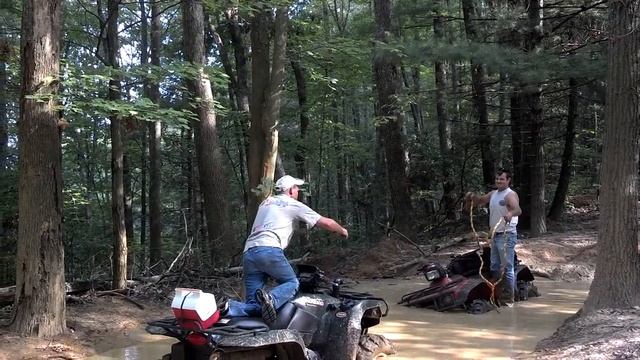 Honda 450 and suzuki king quad 700 stuck смотреть онлайн