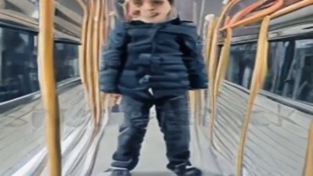 [AI] kid dancing in the bus смотреть онлайн