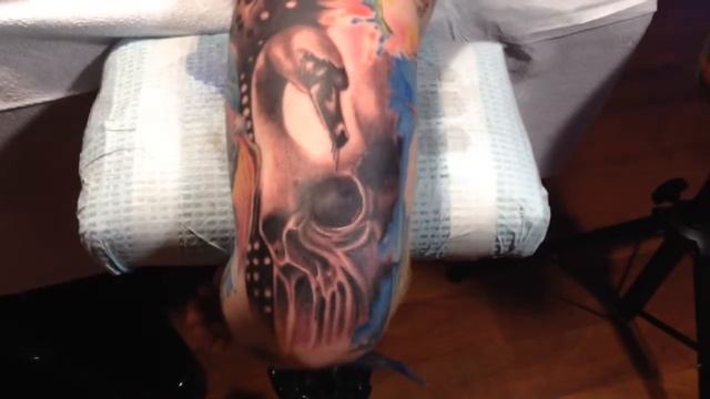Trash polka style Tattoo смотреть онлайн