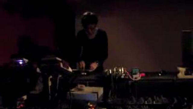 THRILLER 8-BIT TRIBUTE MIX смотреть онлайн