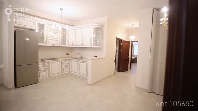 Квартира с авторским интерьером и видом на двор с ландшафтным дизайном смотреть онлайн