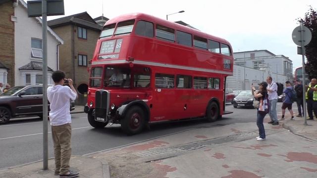 London Bus Museum Running Day for routes 65 & 71 on 11 June 2023 смотреть онлайн