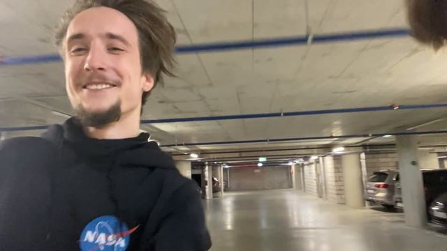 Два Друга не играют в Майнкрафт смотреть онлайн